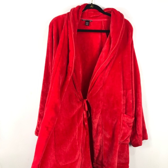 VICTORIA SECRET PINK red fuzzy bath robe - Picture 3 of 6